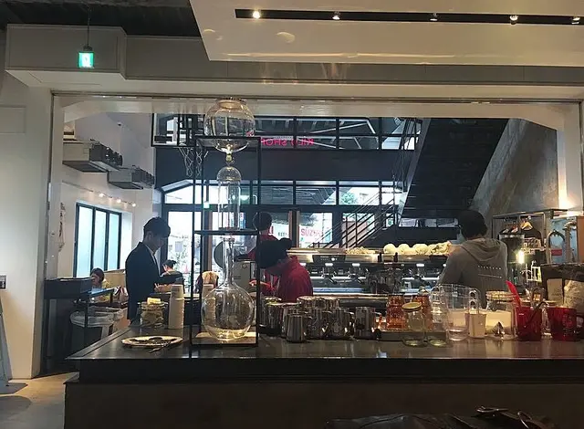 【閉店】ストリーマーコーヒーカンパニー 五本木店（STREAMER COFFEE COMPANY）