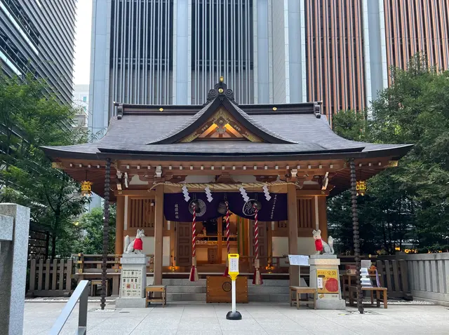 福徳神社（芽吹稲荷）