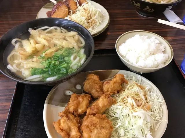 人力うどん春日店