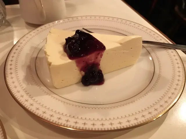 カフェ ドゥー （Café Deux） 