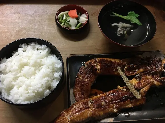 石橋うなぎ屋