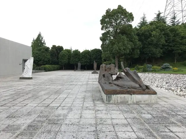 ヴァンジ彫刻庭園美術館