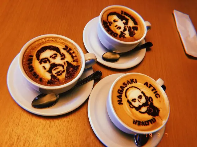 Delicious Restaurant Attic