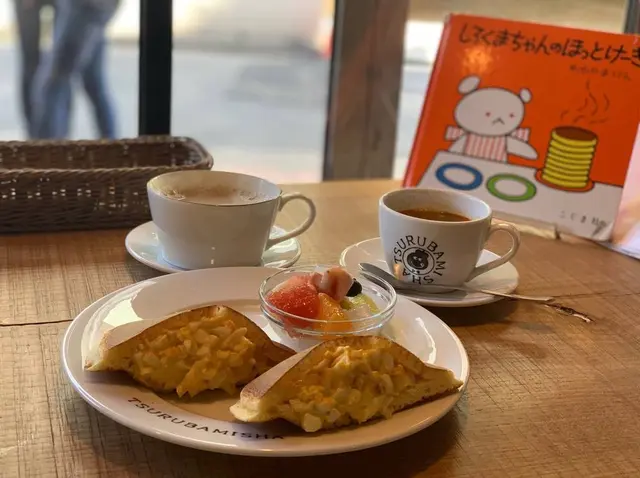 ホットケーキ つるばみ舎