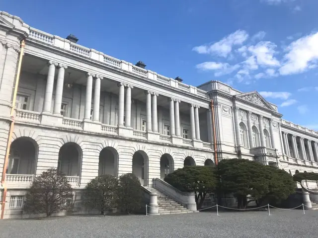 迎賓館赤坂離宮 (Akasaka Palace)