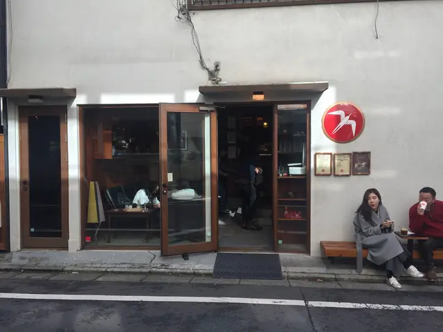 Fuglen Tokyo（フグレントウキョウ）