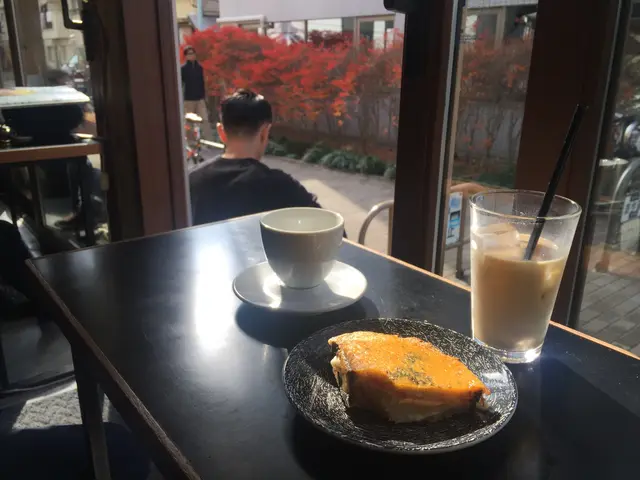 Fuglen Tokyo（フグレントウキョウ）