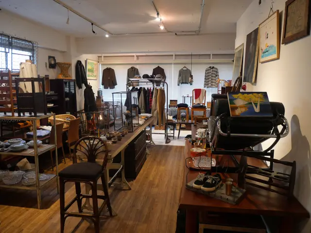 HYST［ヒスト］発掘家具・発掘雑貨