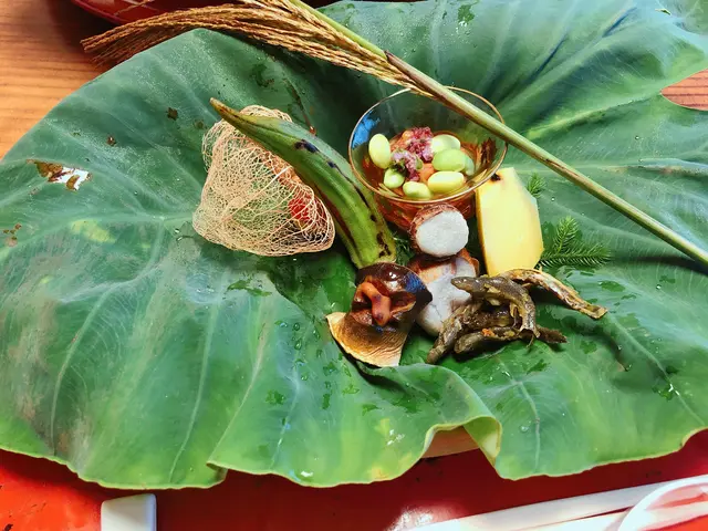 草喰なかひがし