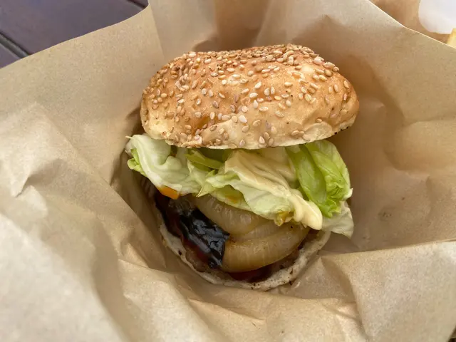 ハンバーガーショップ safsaf