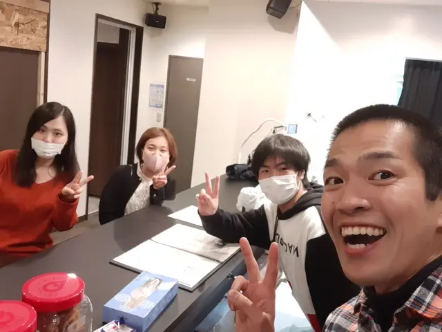 カフェバー ティーパーティー