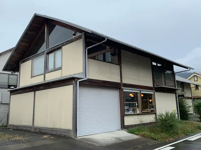 砥部焼ギャラリー紫音