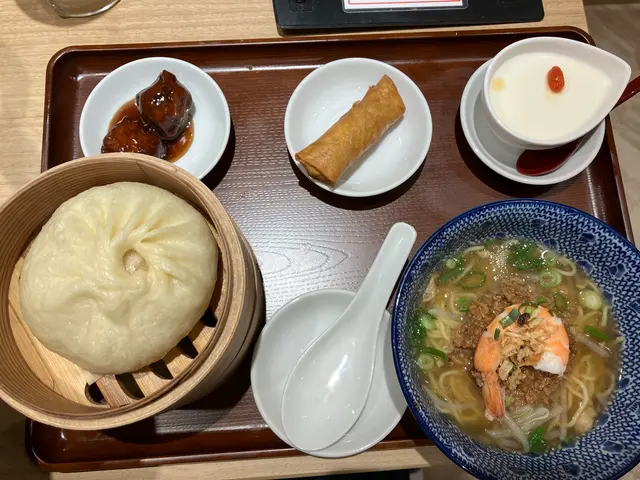 551蓬莱 梅田阪神店