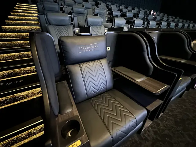 東急歌舞伎町タワー