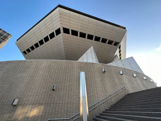 湊町リバープレイス