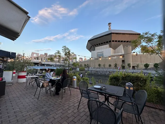 Restaurant & CAFÉ MOULiN（レストラン＆カフェ ムーラン）