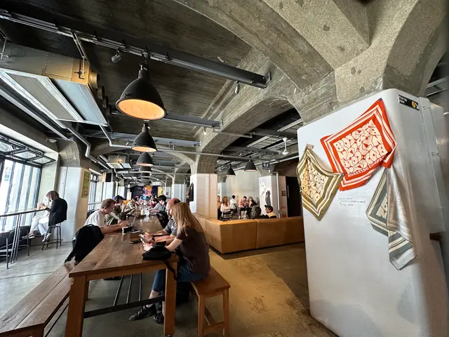 BROOKLYN ROASTING COMPANY NAMBA（ブルックリンロースティングカンパニー なんばEKIKAN店）