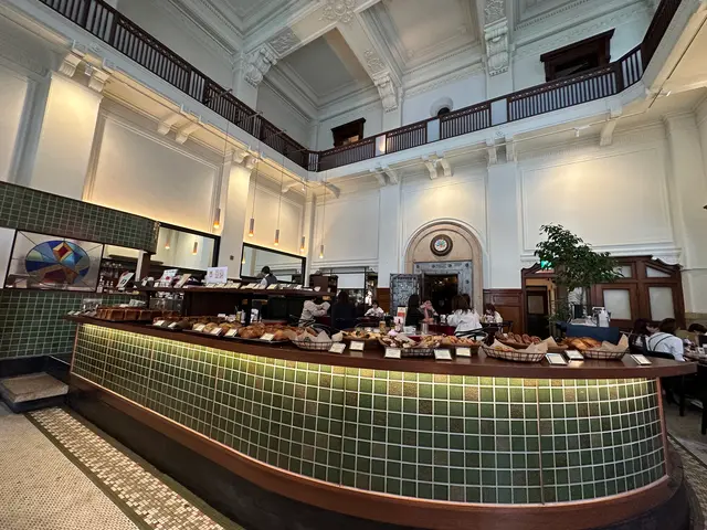 パンとエスプレッソと堺筋倶楽部