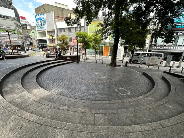 御津公園（三角公園）