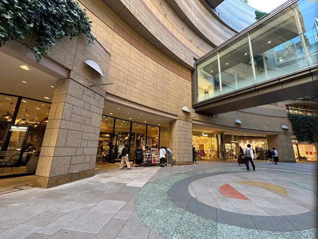 なんばパークス（なんばPARKS）