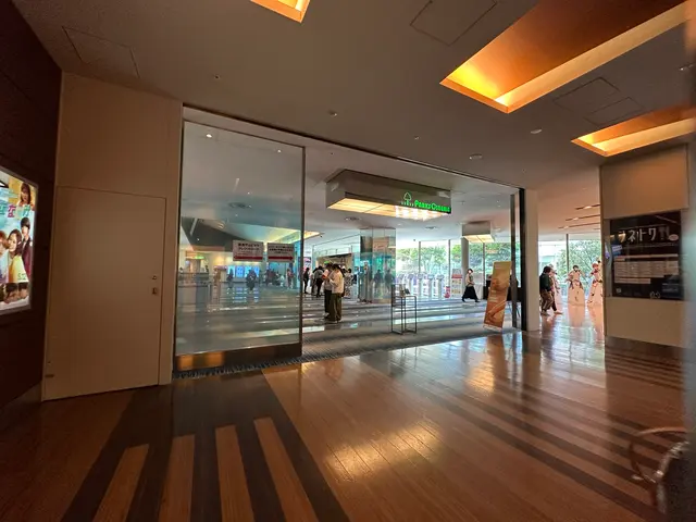 なんばパークス（なんばPARKS）