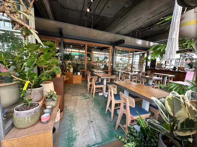 BIOTOP OSAKA(ビオトープ大阪)