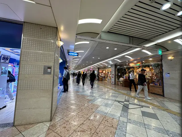 なんばウォーク