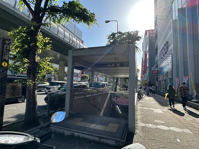 なんばウォーク