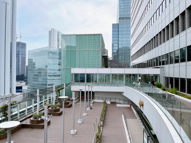 太陽の広場（大阪ステーションシティ内）