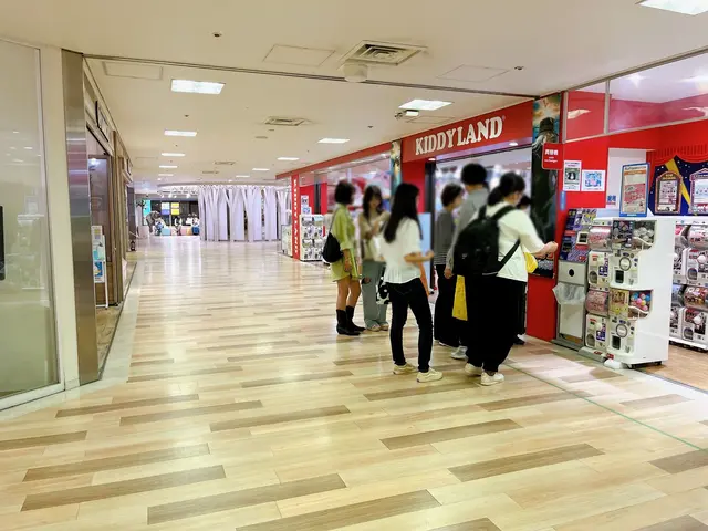阪急三番街