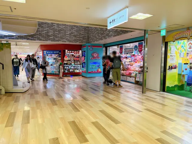 阪急三番街