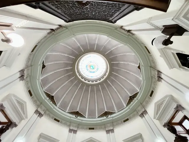 大阪府立中之島図書館