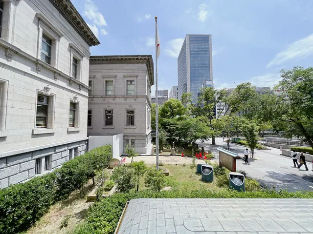 大阪府立中之島図書館
