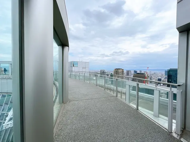梅田スカイビル 空中庭園展望台