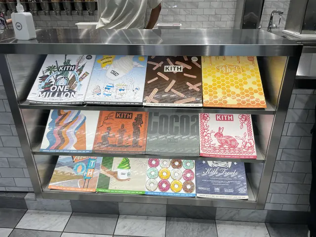 KITH TREATS（キストリーツ）