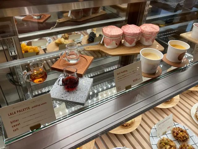 LALA PALETTE（ララ パレット）