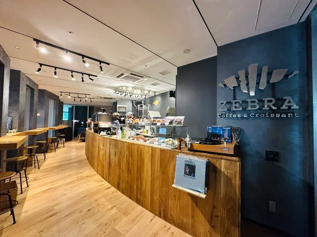 ZEBRA Coffee&Croissant 渋谷公園通り店（ゼブラコーヒーアンドクロワッサン）