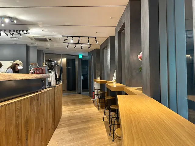 ZEBRA Coffee&Croissant 渋谷公園通り店（ゼブラコーヒーアンドクロワッサン）