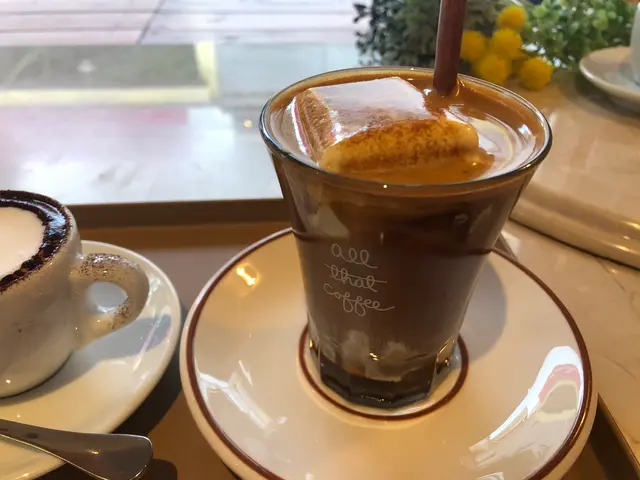 ALL THAT COFFEE フォレスト店（올댓커피 포레스트점）
