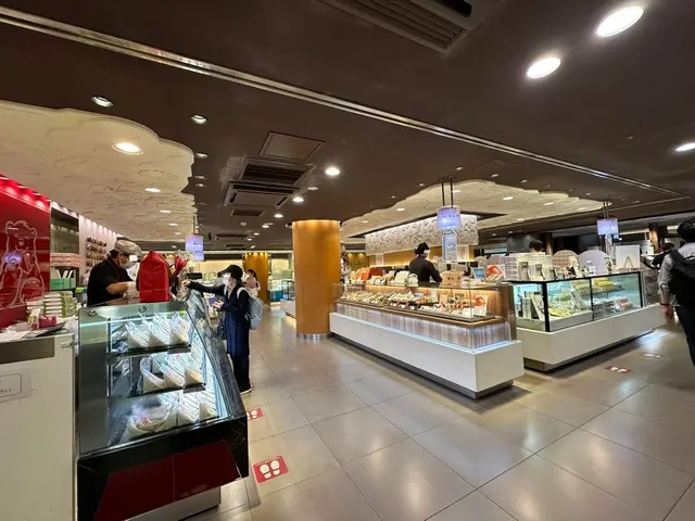 エキュート東京