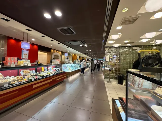 エキュート東京