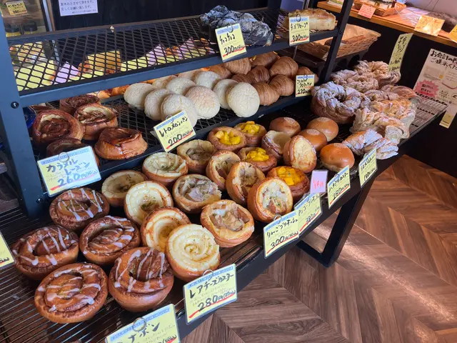 焼きたてパン工房Lassen（ラッセン）