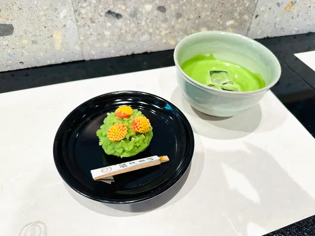 鶴屋吉信 TOKYO MISE