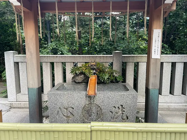 福徳神社（芽吹稲荷）