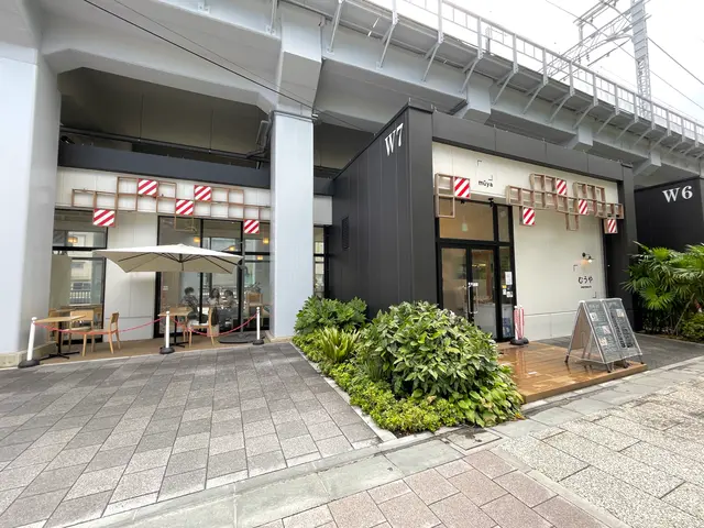 むうや