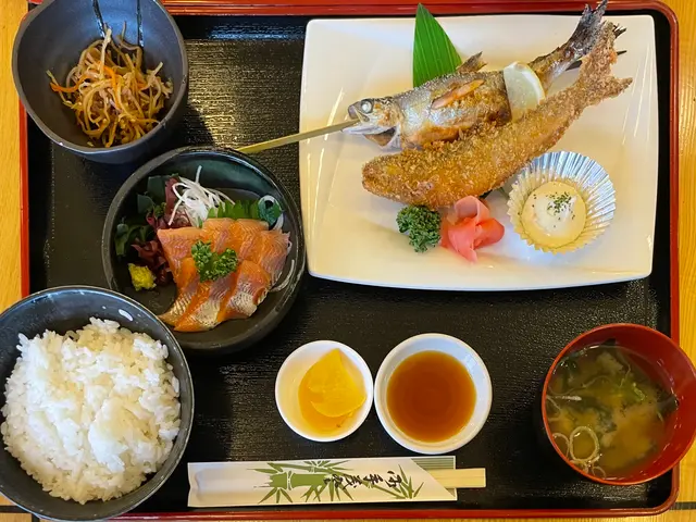 ポロピナイ食堂