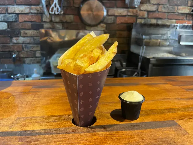 Frites Bruges（フリッツ・ブルージュ）