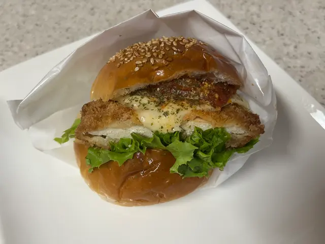 ベーカリーキッチン フィロ（FIRO）