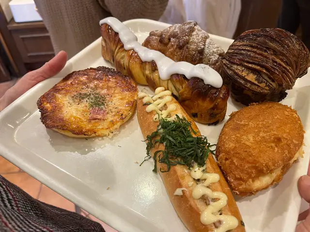 イスズベーカリー 元町店