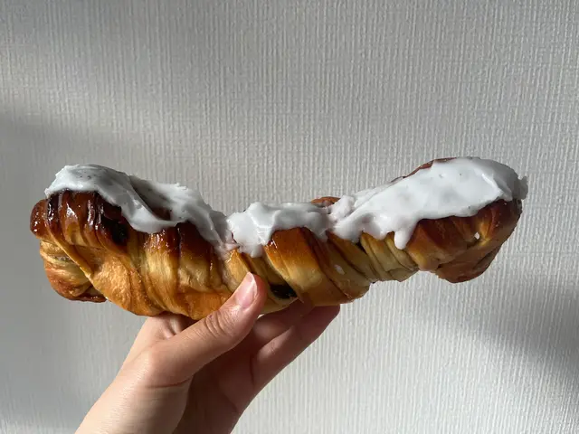 イスズベーカリー 元町店